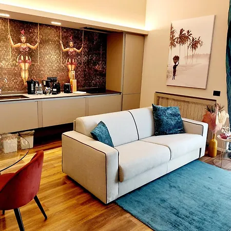 Apartamento Via Ceccardi 3