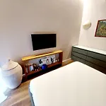 شقة Via Ceccardi 3 *